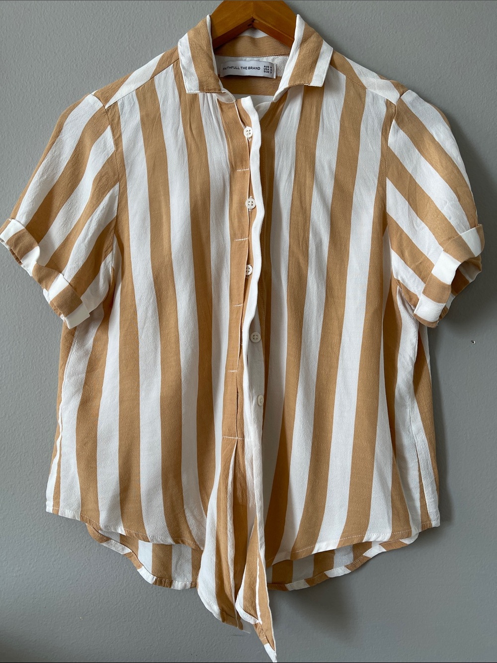 Faithfull the Brand Short-Sleeve Striped Button-Down - White & Tan